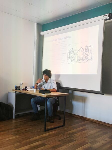 File:LUCA DURING THE SEMINAR .jpg